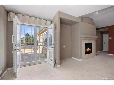 Entry Way - 13806 E Chenango Dr, Aurora, CO 80015 photo 5 of 5