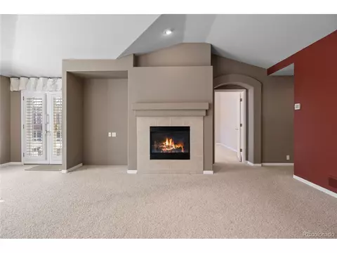 Living - 13806 E Chenango Dr, Aurora, CO 80015 photo 2 of 5