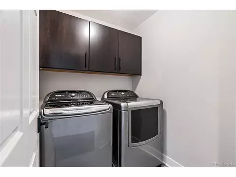 8301 E 33rd Ave, Denver, CO 80238 photo 27