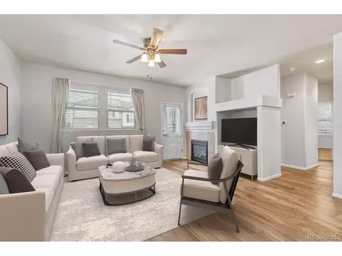 25029 E 3rd Pl, Aurora, CO 80018 photo 2
