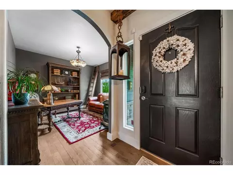Entry Way - 25421 E Indore Dr, Aurora, CO 80016 photo 2 of 3