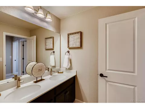 27693 E 1st Pl, Aurora, CO 80018 photo 24