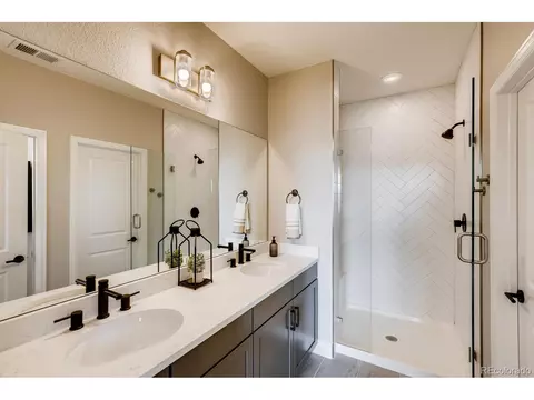 27693 E 1st Pl, Aurora, CO 80018 photo 15
