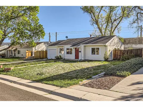 2900 S Grape Way, Denver, CO 80222