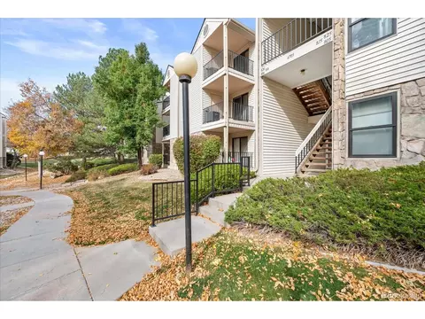 6705 S Field St #826, Littleton, CO 80128