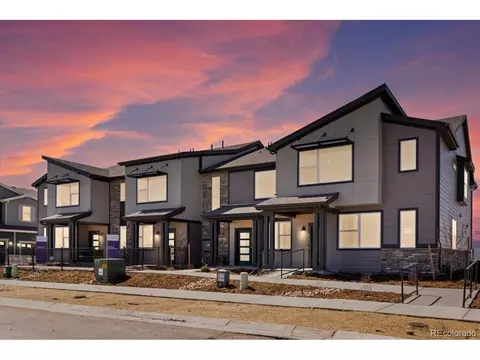 6391 N Malaya St, Aurora, CO 80019