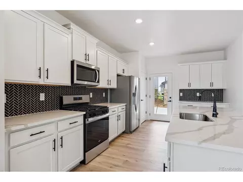 22273 E 6th Pl, Aurora, CO 80018 photo 11