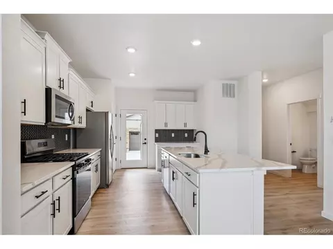 22273 E 6th Pl, Aurora, CO 80018 photo 12
