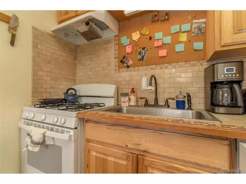 1112 E Bayaud Ave, Denver, CO 80209 photo 14