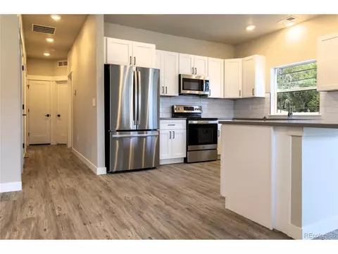 727 W 9th, Wray, CO 80758 photo 3
