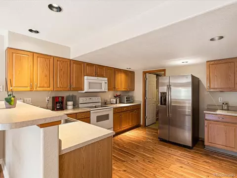2212 E 129th Ave, Thornton, CO 80241 photo 11
