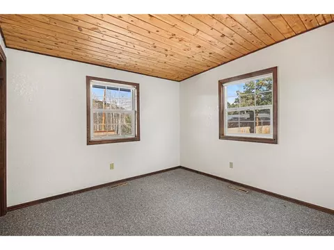 Bedroom - 26003 Morris Ave, Conifer, CO 80433 photo 2 of 2