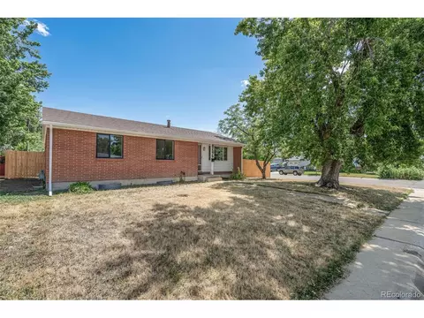 8246 Solana Dr, Denver, CO 80229