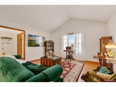 311 S 8th St, Berthoud, CO 80513 photo 10