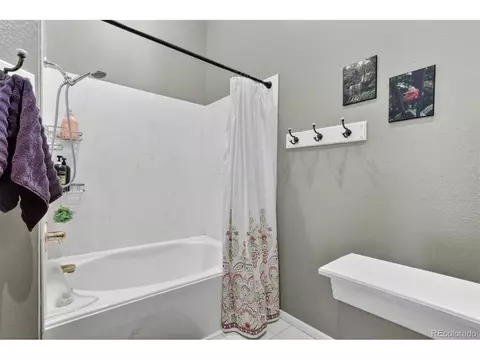 Bath - 8791 Allison Dr #E, Arvada, CO 80005 photo 2 of 5