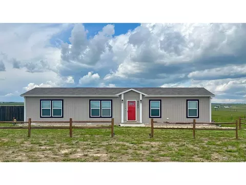 6201 S Vanderhoof St, Bennett, CO 80102