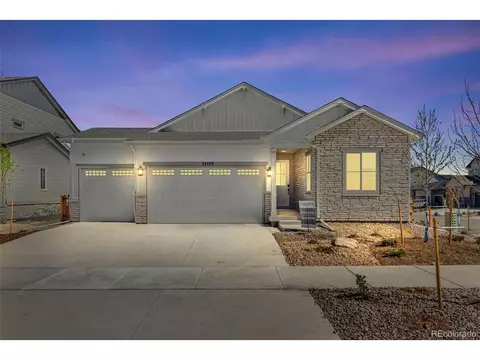 24593 E 34th Ave, Aurora, CO 80019
