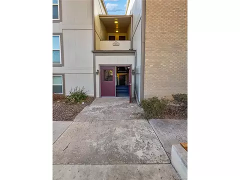 7251 S Xenia Cir #B, Centennial, CO 80112