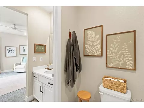 Bath - 16675 W 93rd Pl, Arvada, CO 80007 photo 7 of 10