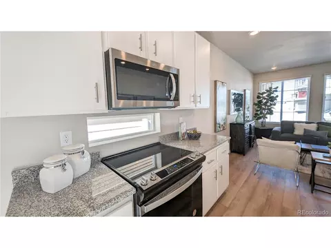 21890 E 38th Pl, Aurora, CO 80019 photo 10