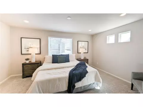 21890 E 38th Pl, Aurora, CO 80019 photo 13
