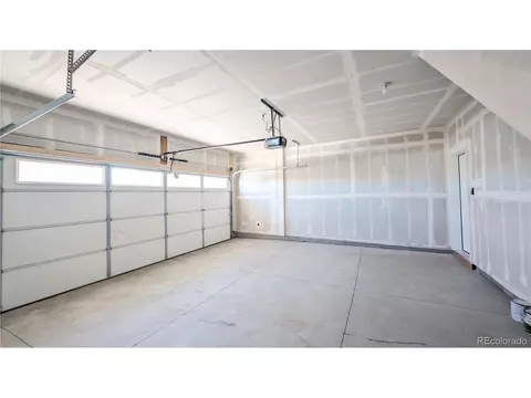 21890 E 38th Pl, Aurora, CO 80019 photo 31
