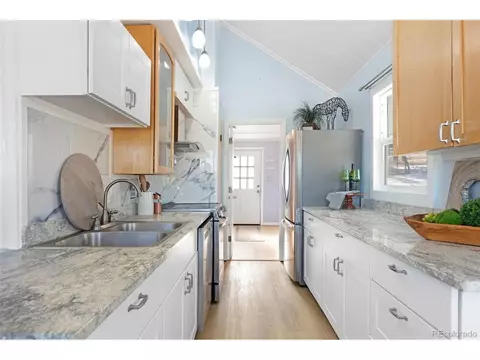 Kitchen - 560 S Pine Dr, Bailey, CO 80421 photo 1 of 4