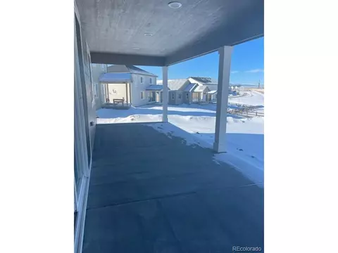 27991 E 10th Dr, Aurora, CO 80018 photo 9