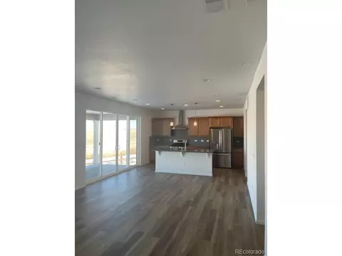 27991 E 10th Dr, Aurora, CO 80018 photo 3