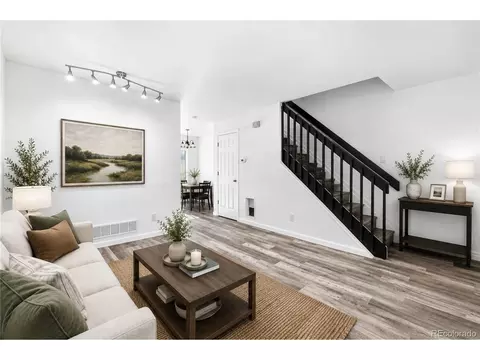 805 Summer Dr, Highlands Ranch, CO 80126