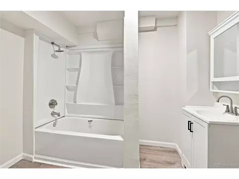 Bath - 18290 E Harvard Pl, Aurora, CO 80013 photo 6 of 7