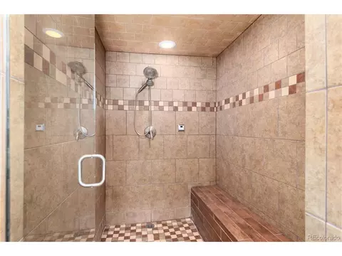 Bath - 27386 E Jamison Cir, Aurora, CO 80016 photo 5 of 6