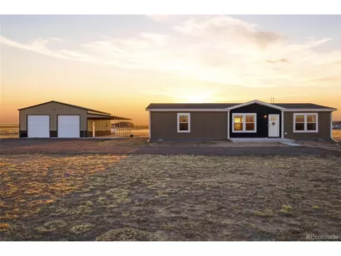 8 Brown Dr, Wiggins, CO 80654