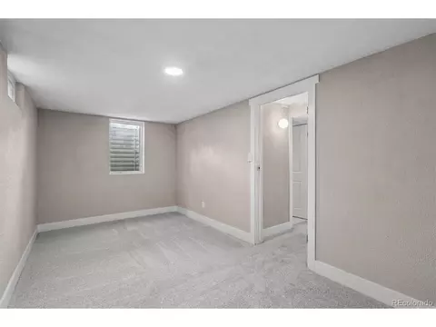 Bedroom - 9801 E 8th Ave, Aurora, CO 80010 photo 3 of 4