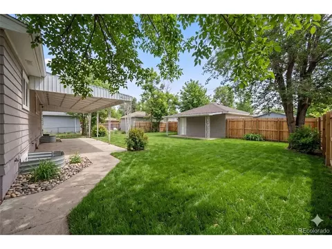 Exterior - 9801 E 8th Ave, Aurora, CO 80010 photo 1 of 5