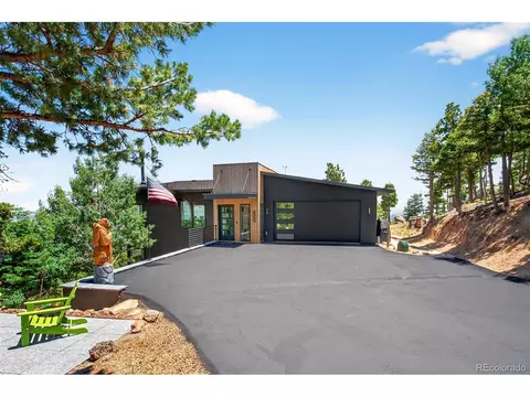 555 Sunrise Peak Rd, Manitou Springs, CO 80829