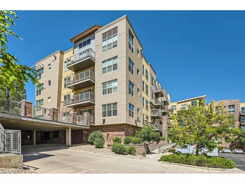 9079 E Panorama Cir #218, Englewood, CO 80112