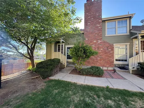 1903 S Helena St #D, Aurora, CO 80013