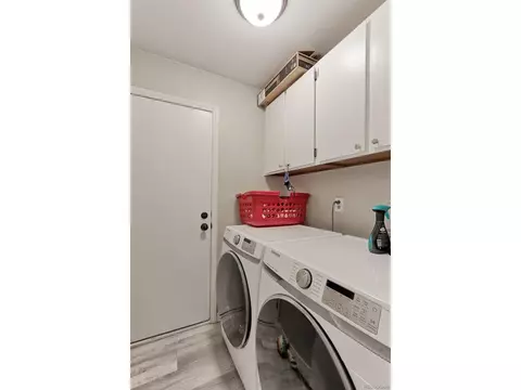 1405 E 97th Pl, Thornton, CO 80229 photo 11