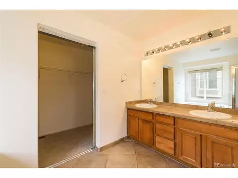 20852 E Girard Dr, Aurora, CO 80013 photo 6
