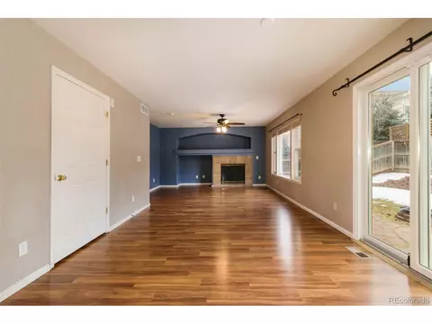 20852 E Girard Dr, Aurora, CO 80013 photo 5