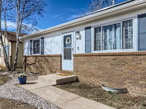 916 Mesa Ct, Windsor, CO 80550 photo 3