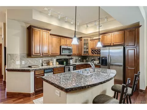 7820 Inverness Blvd #306, Englewood, CO 80112