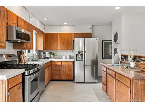 Kitchen - 6662 Kipling St, Arvada, CO 80004 photo 3 of 4