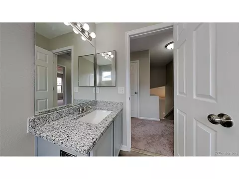 Undisclosed, Aurora, CO 80011 photo 12
