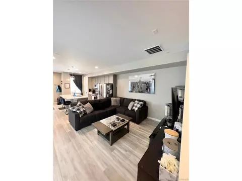 17098 E Center Pl, Aurora, CO 80017 photo 6