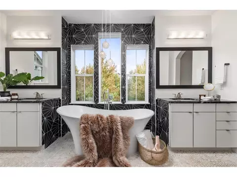 Bath - 9177 E 4th Pl, Denver, CO 80230 photo 3 of 7