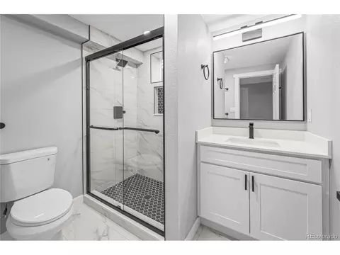 Bath - 7194 W 68th Ave, Arvada, CO 80003 photo 4 of 5