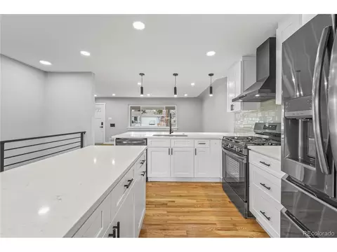 Kitchen - 7194 W 68th Ave, Arvada, CO 80003 photo 2 of 3