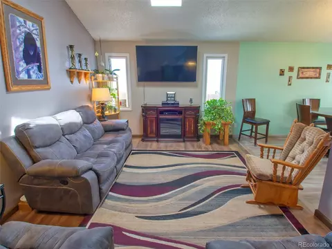 1398 E 97th Pl, Thornton, CO 80229 photo 9
